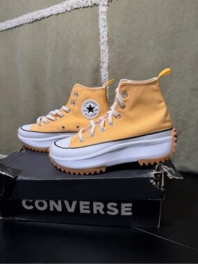 Converse Platform High-Top Sneakers - Yellow Canvas
